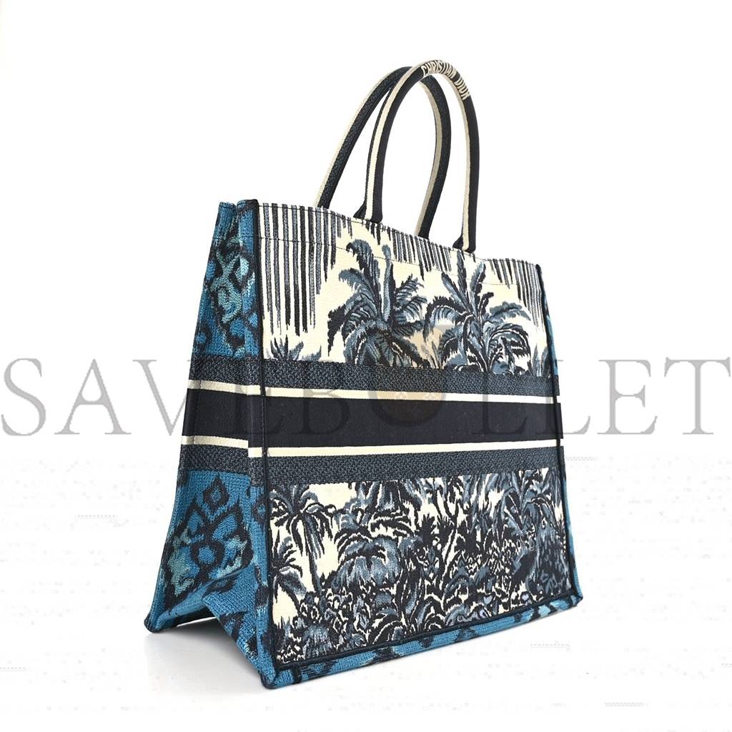 DIOR CANVAS EMBROIDERED LARGE PALM TREE TOILE DE JOUY BOOK TOTE BLUE MULTICOLOR (42*35*17.1cm)